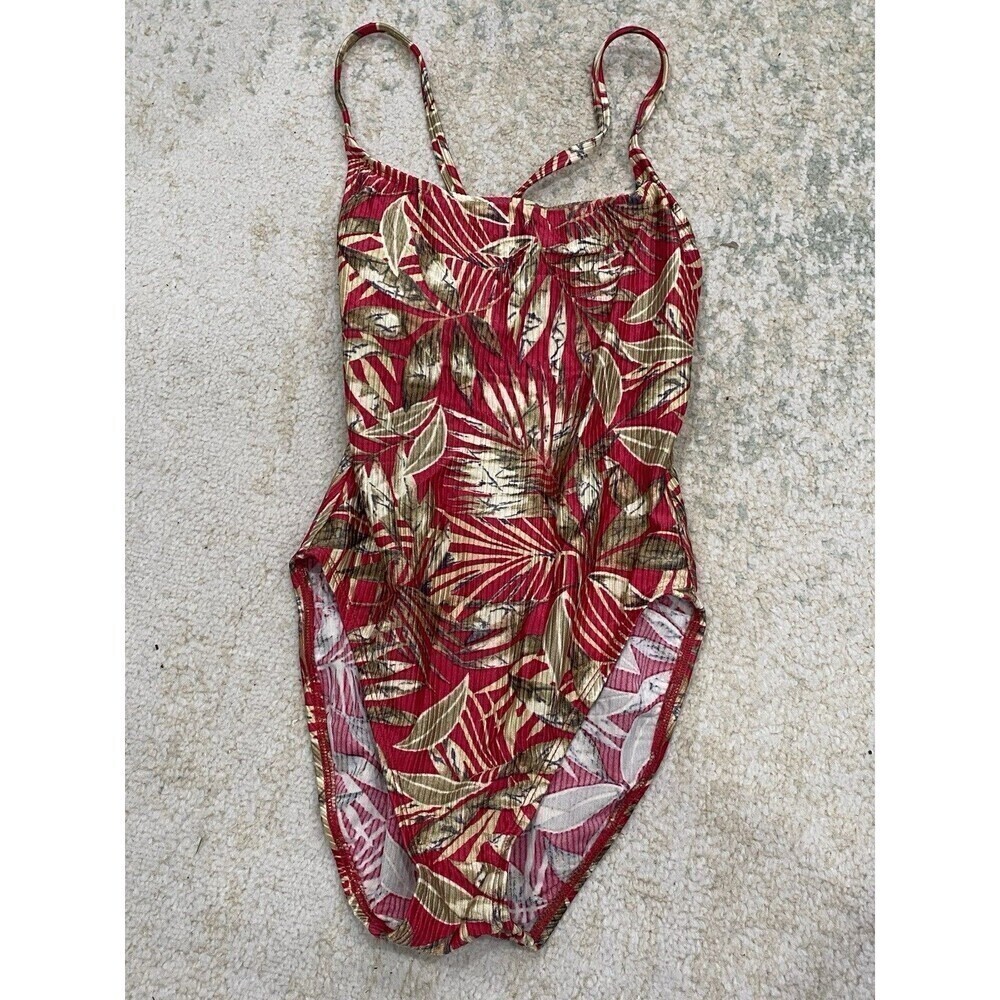 Catalina One Piece Swimsuit Size Medium Red Floral Tropical Leaves